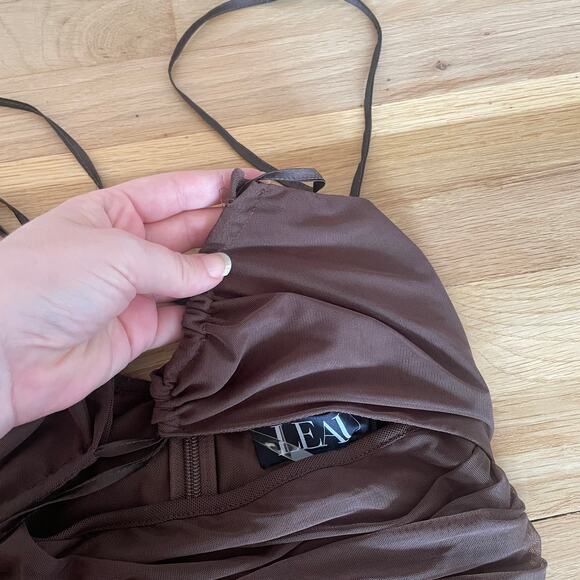 NWT LEAU Seoul Strap Cut-out Mesh Bodycon Dress Strappy Ruched Brown Sz XS Sexy - Picture 4 of 12